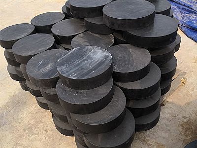 罗城县板式橡胶支座由若干层橡胶片与薄钢板经加压硫化